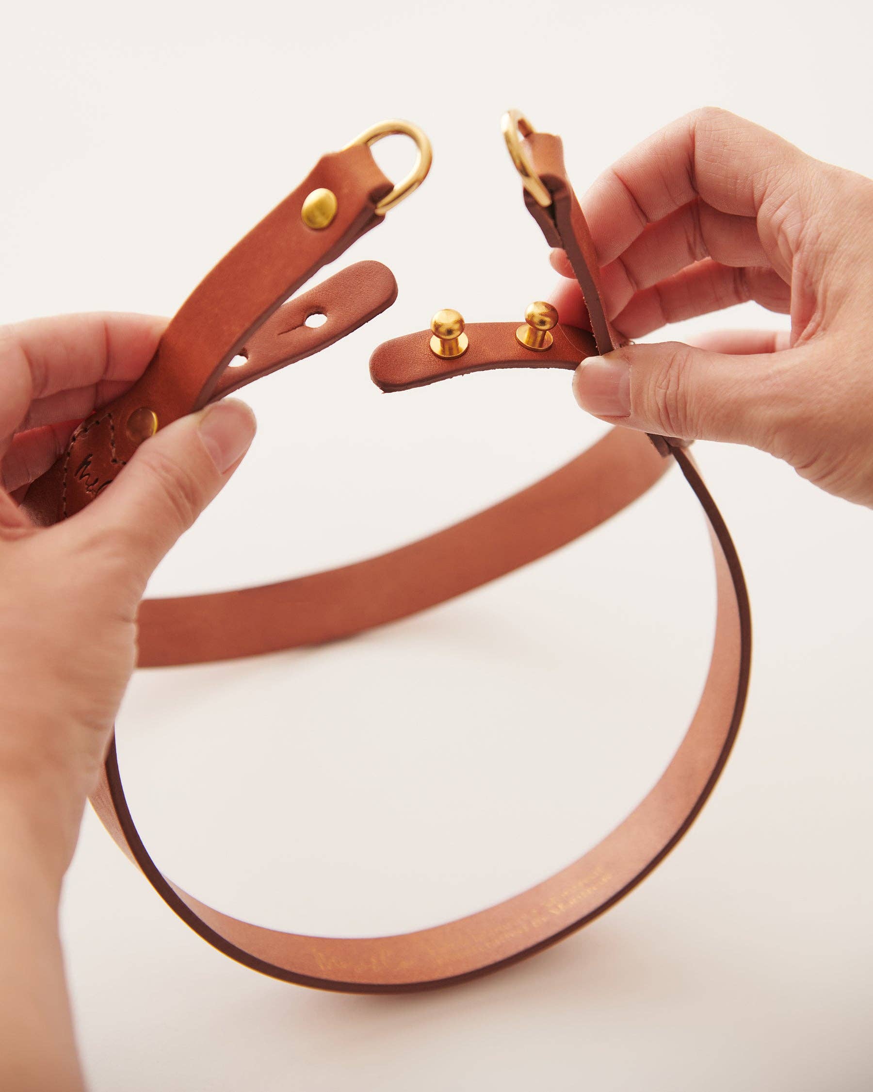 Muso & Co – Großhandel Haustiergeschirr – Hund – Klassisches Geschirr aus pflanzlich gegerbtem Leder36