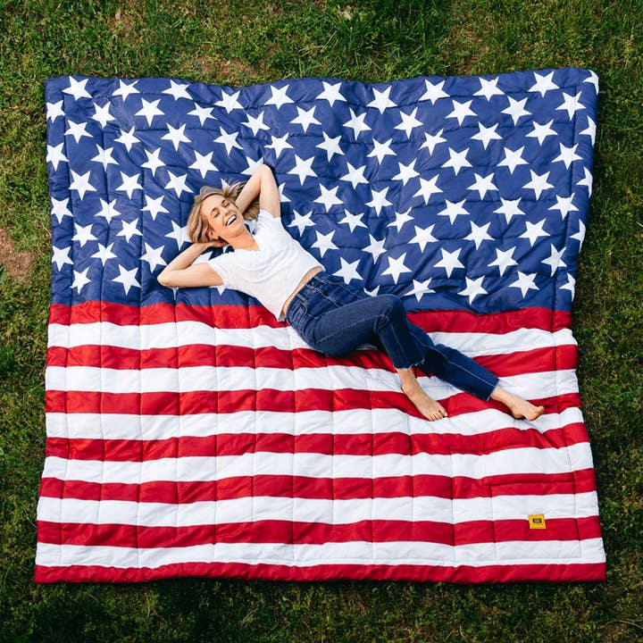 Big Blanket Co - Wholesale Picnic Blanket - XL Outdoorsy™ Blanket52