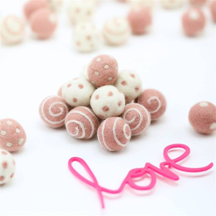 Felt 2.5 CM Dots Swirls Pack of 10 Balls - Cotton Candy for wholesale by The Felt Pod