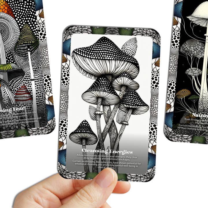 IBIZA TAROT - Wholesale Tarot Cards - Mushroom Oracle: 22 Vision Cards by Symbolika - Divination