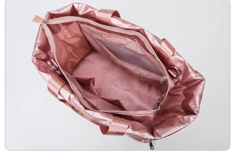 The Pathz - Hats, Bags & Lifestyle - Wholesale Shoulder Bag - Women's - Izzy - Puffer Weekender Bag5