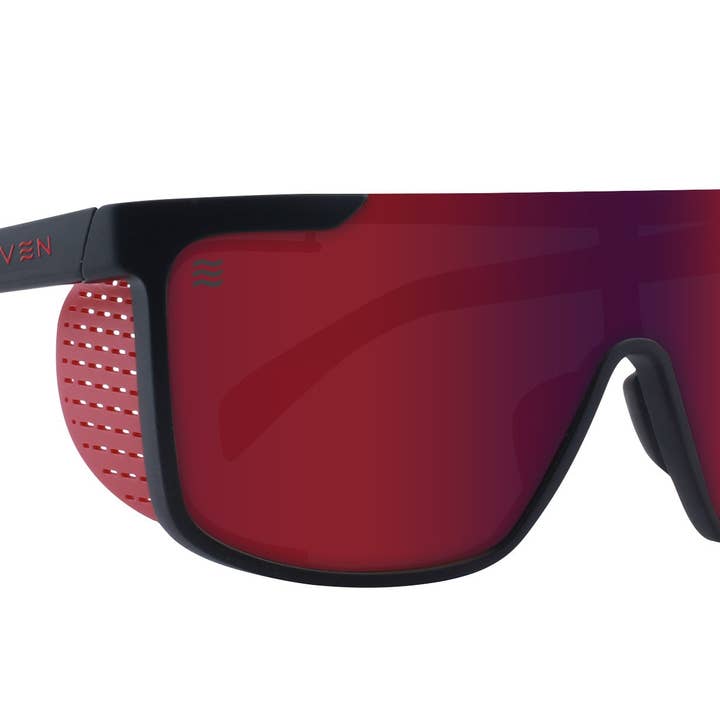 Lune de sang pour la vente par Neven Eyewear