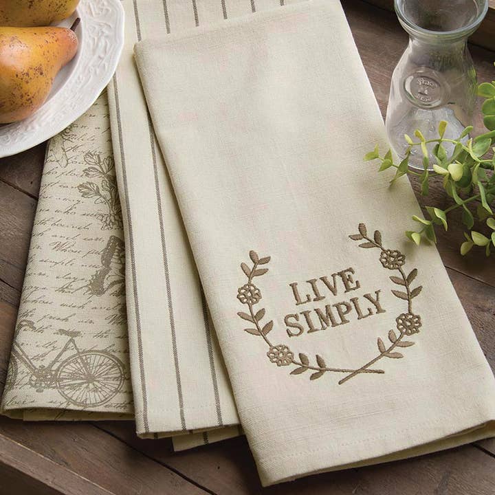 Nature's Script 18x28 Cream Cotton Set of 3 Tea Towels for wholesale by Heritage Lace