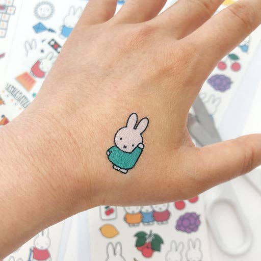 K-Wonderland - Vendita all'ingrosso Tatuaggio temporaneo - Bambini - Foglio di tatuaggi temporanei Miffy – decalcomanie trasferibili con acqua1