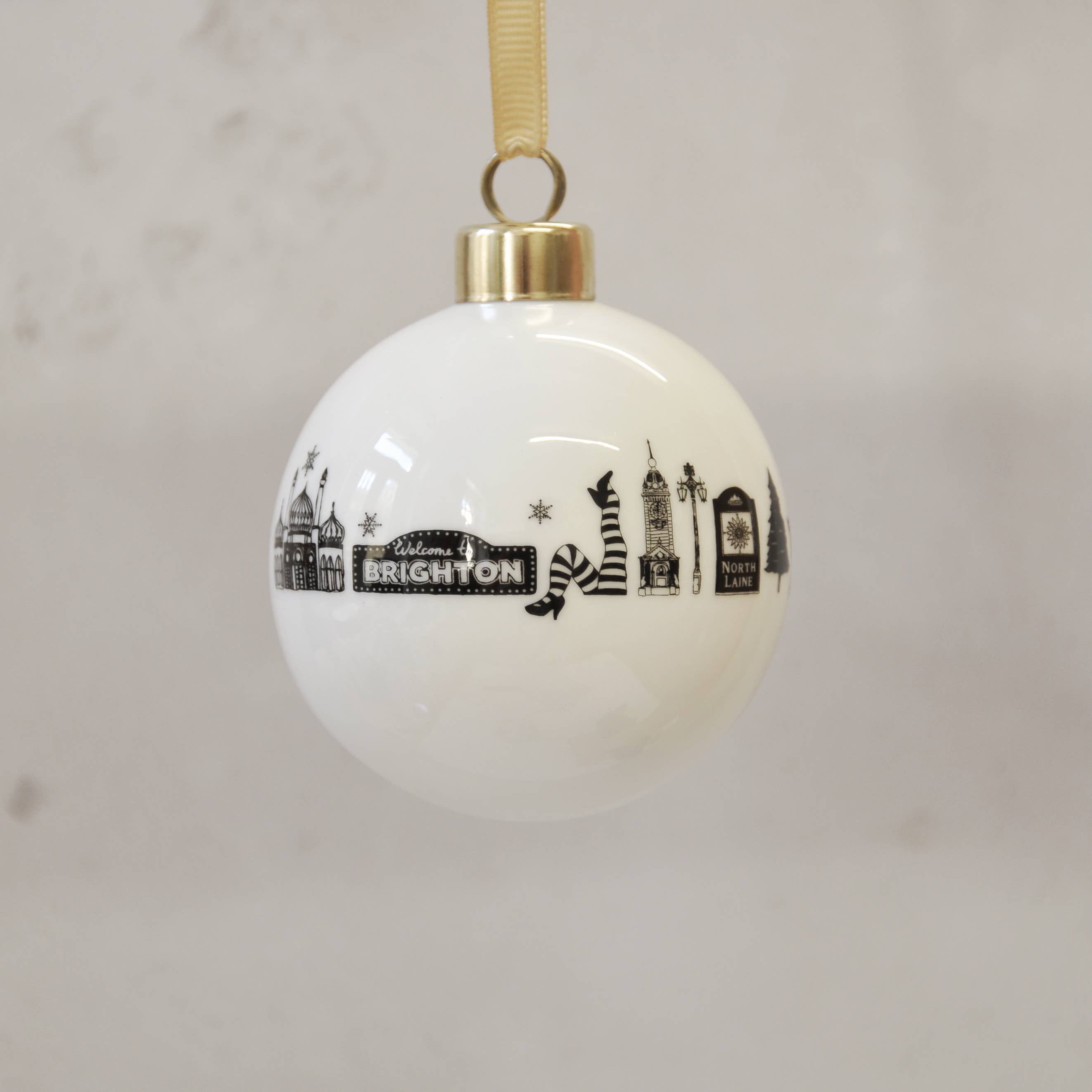 Martha Mitchell - Wholesale Ornament - Brighton Christmas Bauble4
