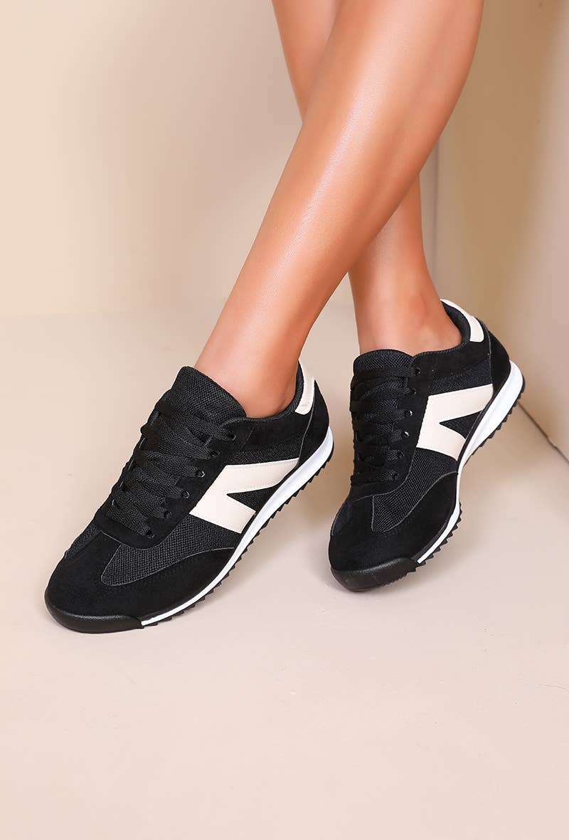 Joia Paris - Wholesale Lifestyle Sneakers - Women's - Sporty design sneakers with breathable upper X-250617