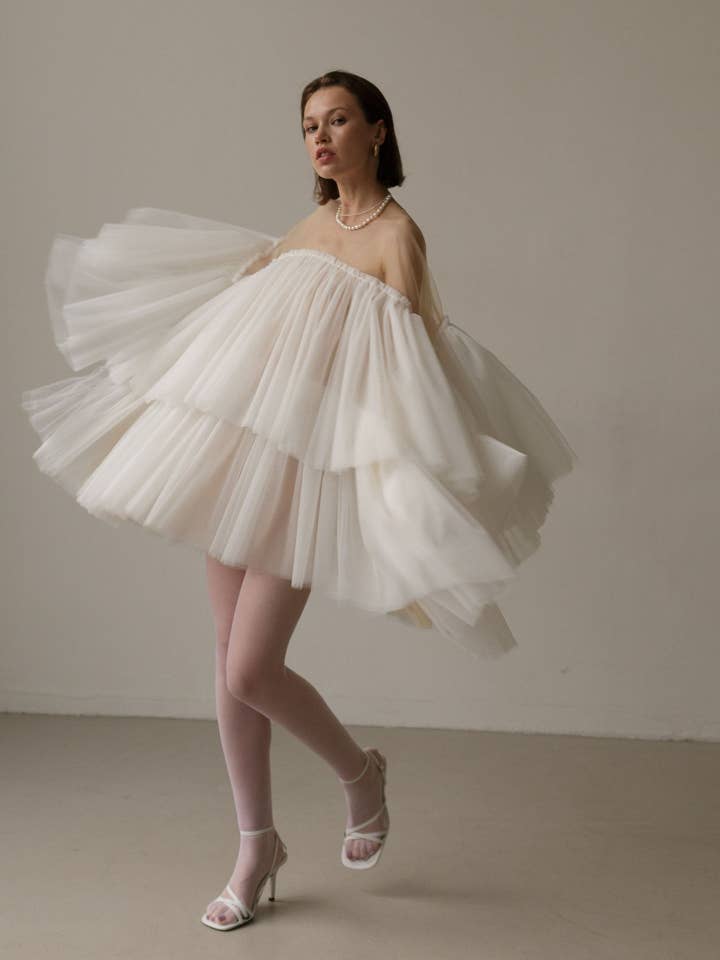 Vestido de novia de tul de gran tamaño para venta al por mayor de Lutien Bridal