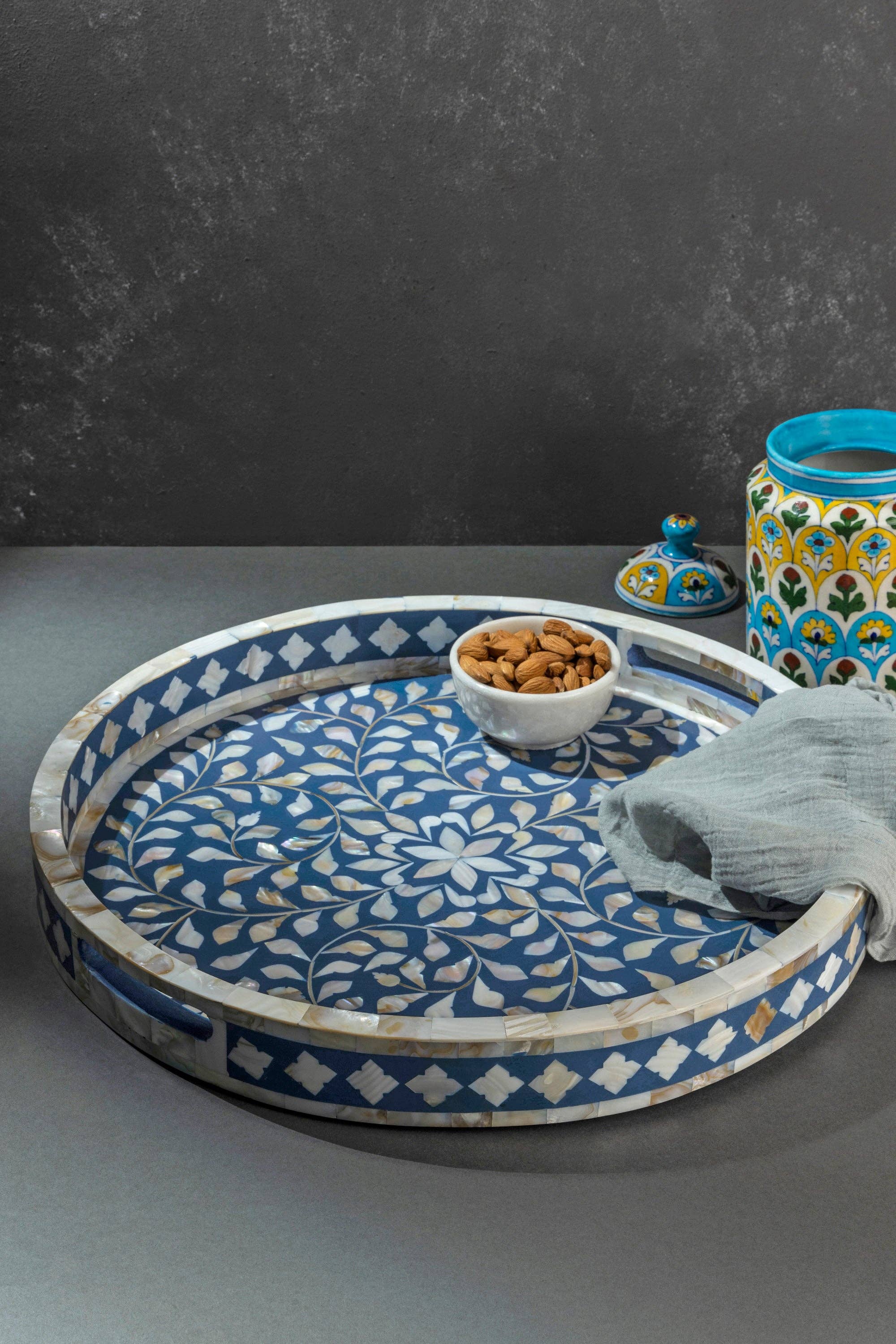 GAURI KOHLI – wholesale Decorative tray – Jodhpur Collector’s Inlay Round Tray10