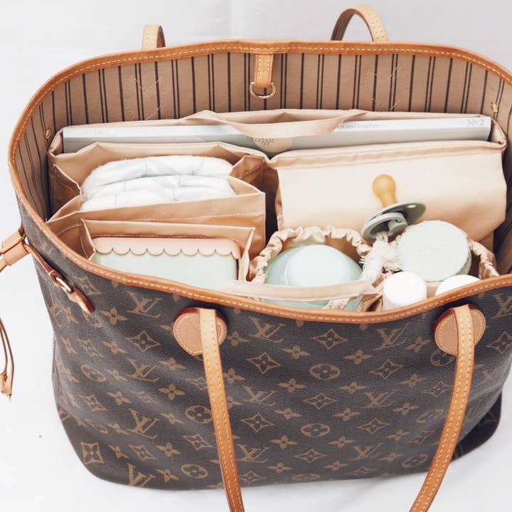 lilibell – wholesale Skötväska - Baby – Klassisk blöjväska M Beige & Dopi-krok Brun bunt