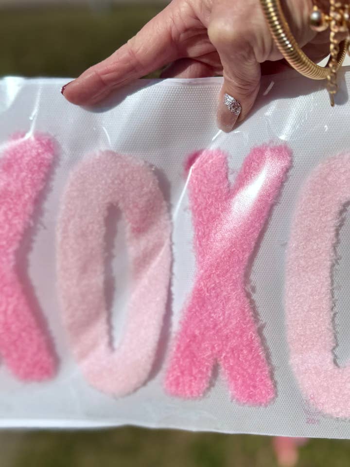 Fluffy Valentijns Patch, DIY XOXO Roze Patch voor wholesale door sequinandstiches