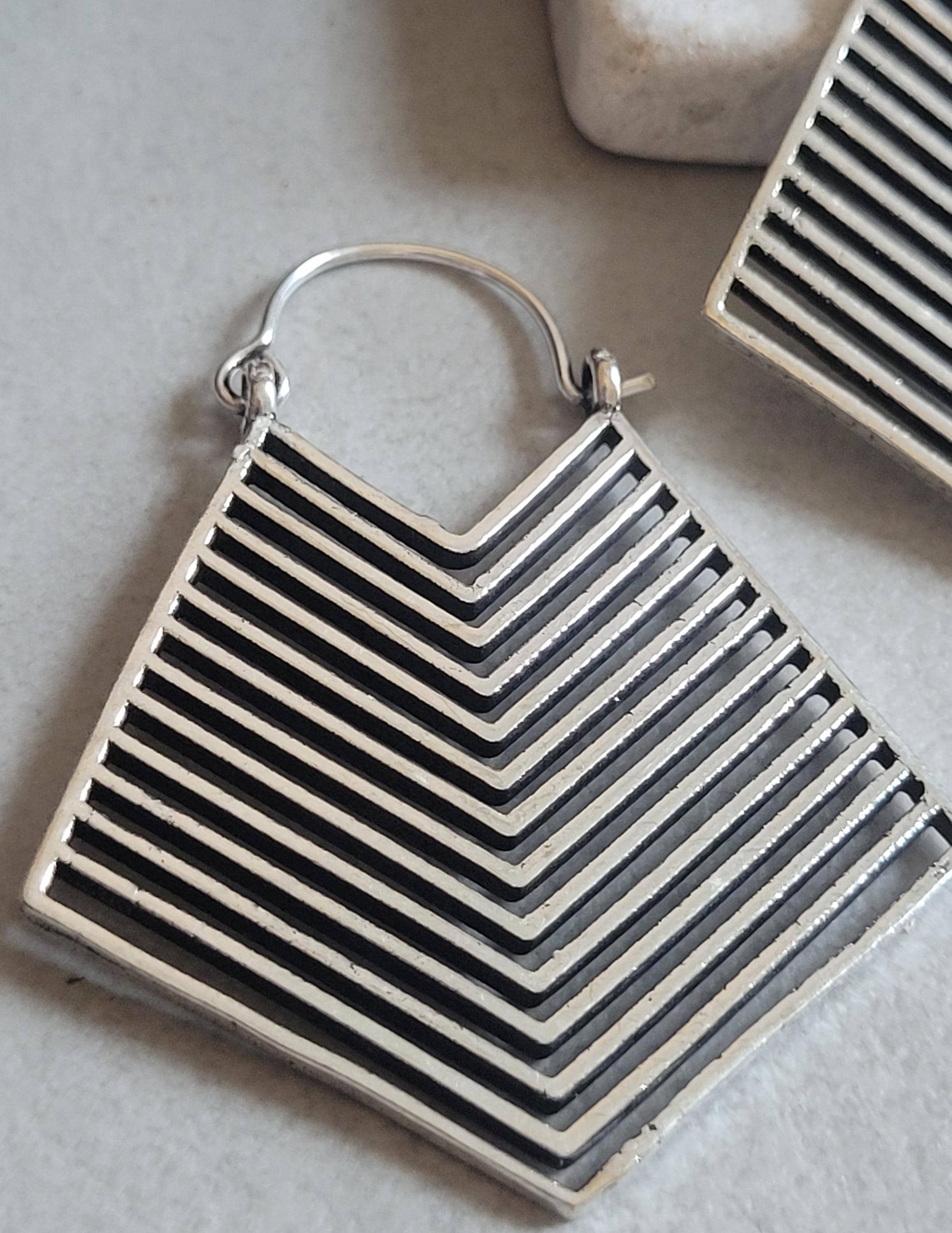 Laboheme – wholesale Dangle earrings – Silver detailed earrings / Art deco style / Aztex jewellery / Gift / Silver earrings / Tribal style / Bohemian jewellery5