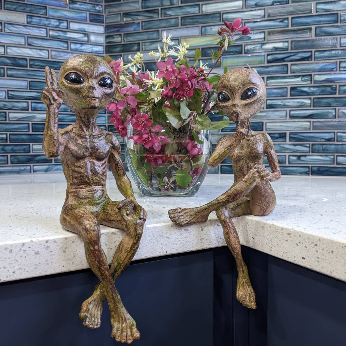 John Bernard & Company – wholesale Decorative figurine – Alien Ledge Loungers “Peace & Quiet” 10″ H Figurine Set5