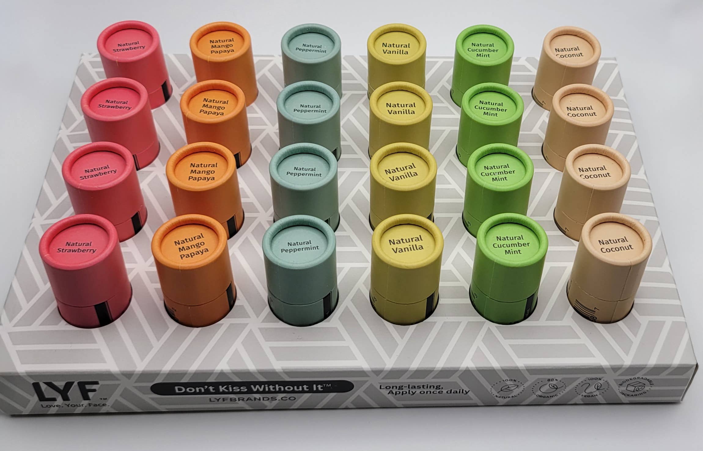 LYF BRANDS - Vendita all'ingrosso Burro di cacao - LYF Balm - Balsamo Labbra Naturale Lux - 24 unità (espositore grigio)14