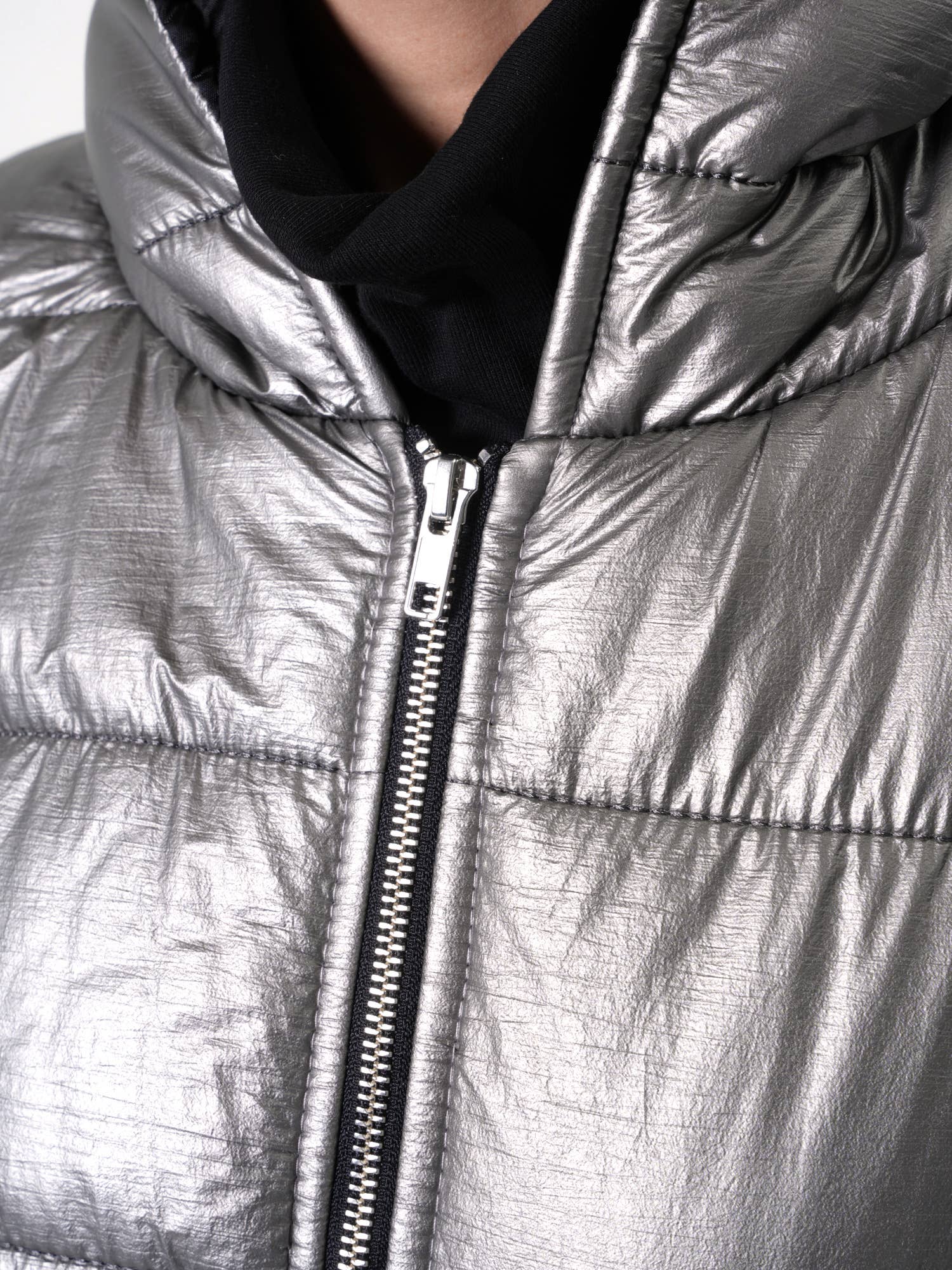 Metamorphoza - Wholesale Puffer Jacket - Women's - Long Silver Puffer Jacket With Oversize Pockets 9
