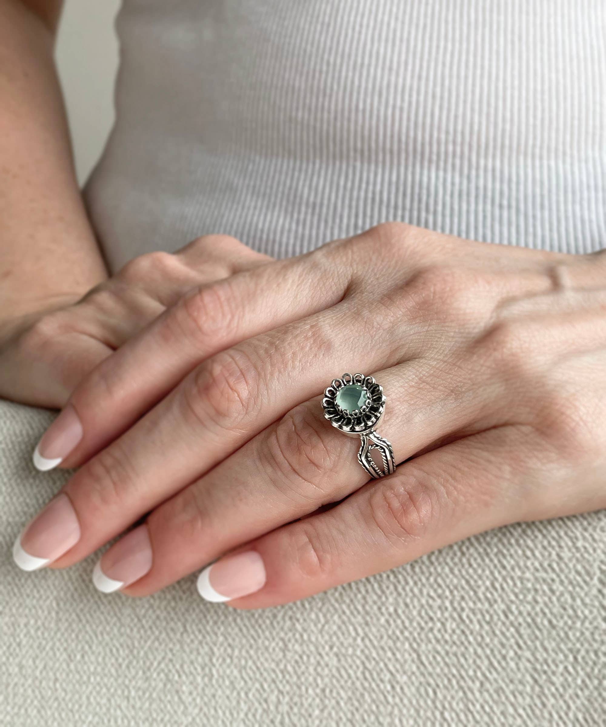 Filigranist Jewelry - Vente Bague de cocktail/de cérémonie - Bague en argent pour femme avec pierre précieuse en calcédoine aqua délicate5