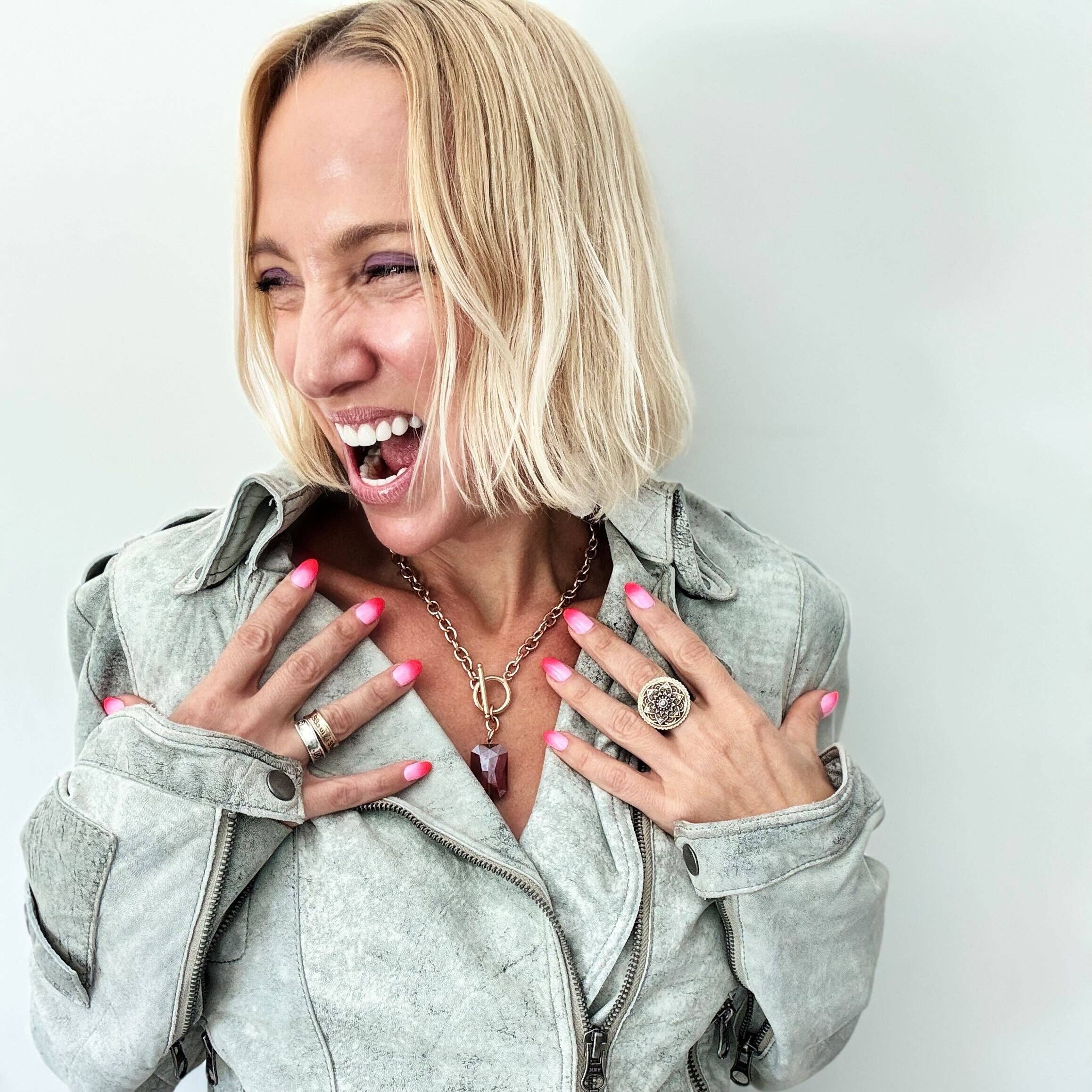 Katia Designs - Vendita all'ingrosso Girocollo/collier - Collana Girocollo con Cristallo Arcobaleno15