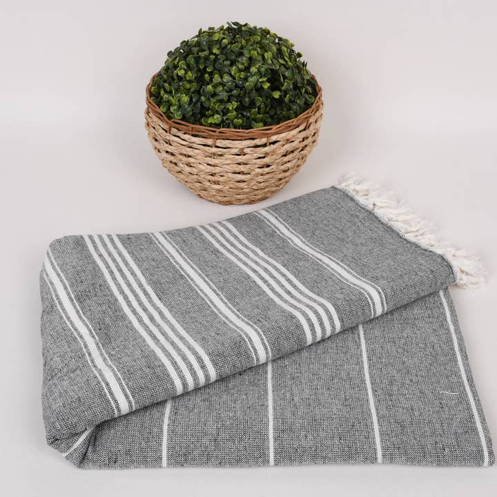 Organic Turkish Towels - Wholesale Beach towel - Turkish Beach Towel, Elegant Black Striped Towel4