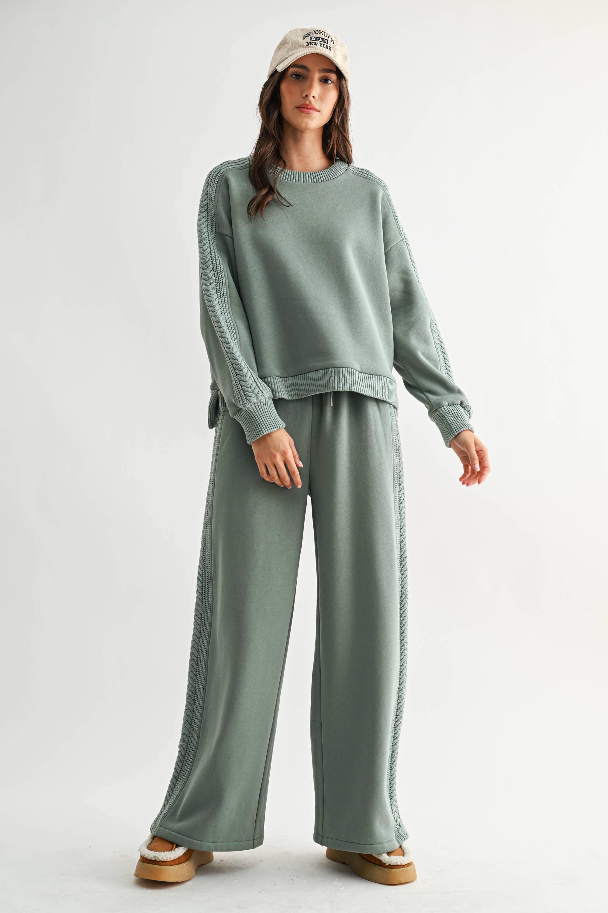 Camellia – wholesale Tops set – Women's – CS10248E CABLE KNIT TRIM OVERSIZED LOUNGE SET27