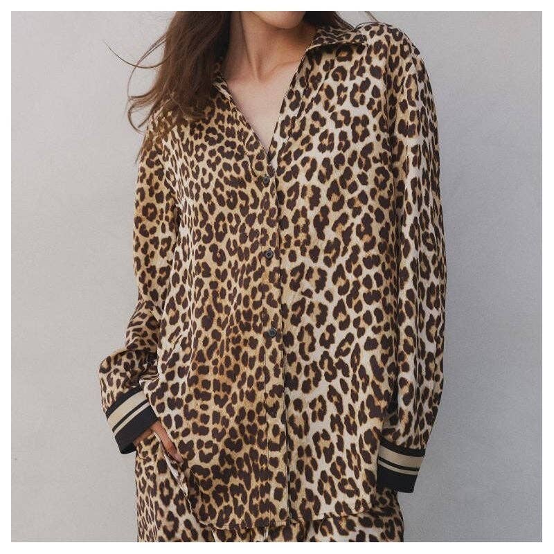 liqubit - Venta al por mayor Conjuntos de top y pantalón (NO para estar en casa) - Mujer - Conjunto de camisa de manga larga estampada y pantalones elegantes1