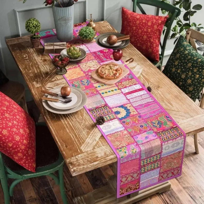 GYPSY STUDIO – Engroshandel Bordløber – Indisk vintage bomuld patchwork bordløber vægophæng0