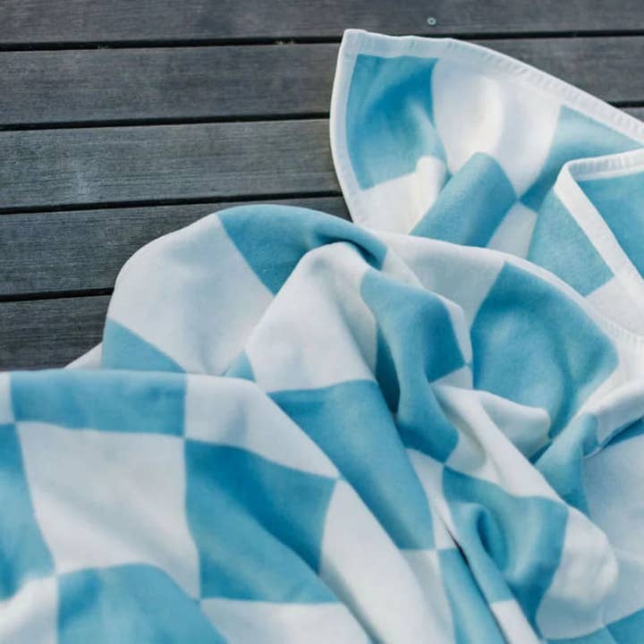 The Westerly Co - Wholesale Throw Blanket - Boardwalk5