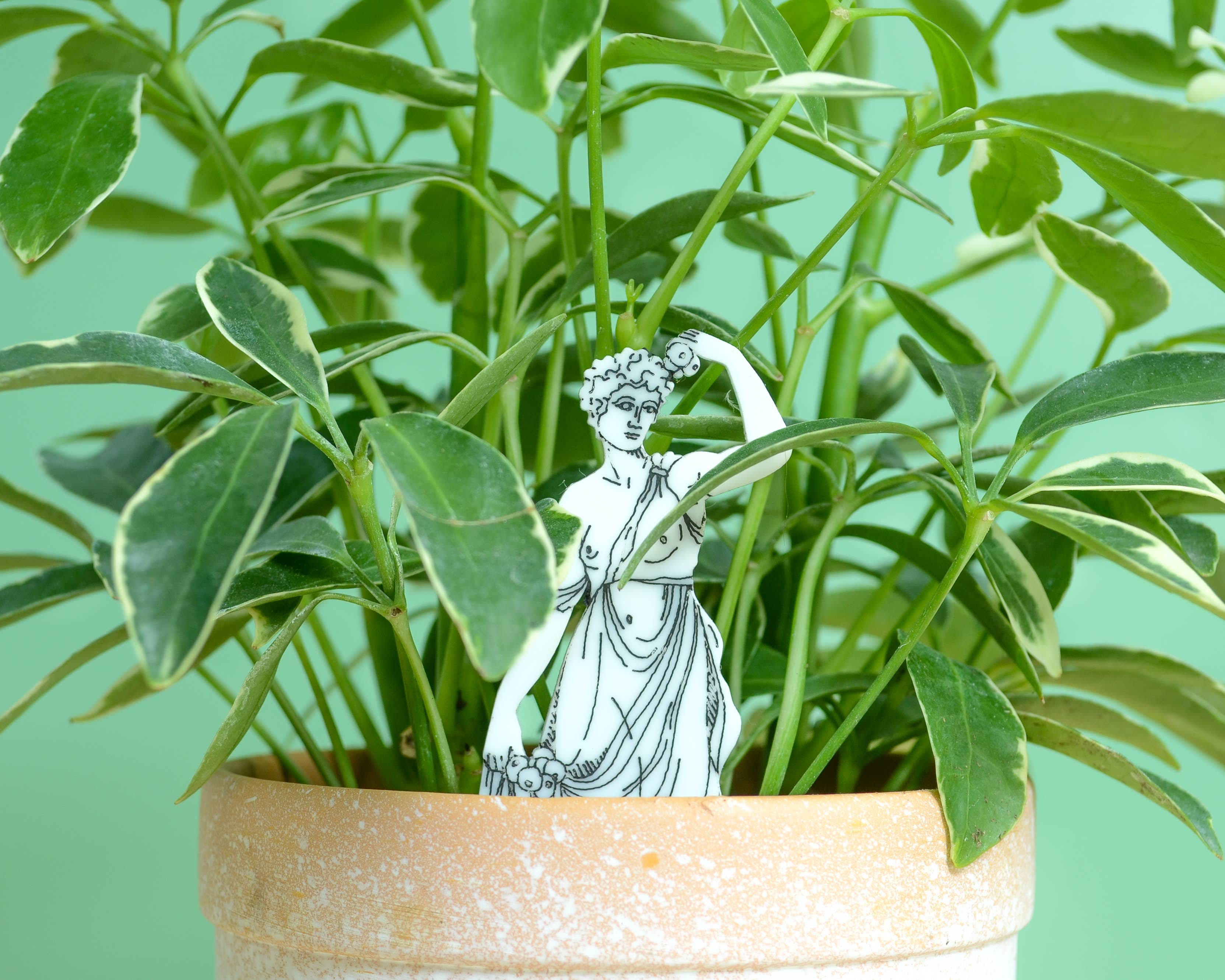 Button and Fern - Wholesale Garden/Lawn Stake - Classical Statue Plant Stakes Set - 5 Acrylic Garden Markers1