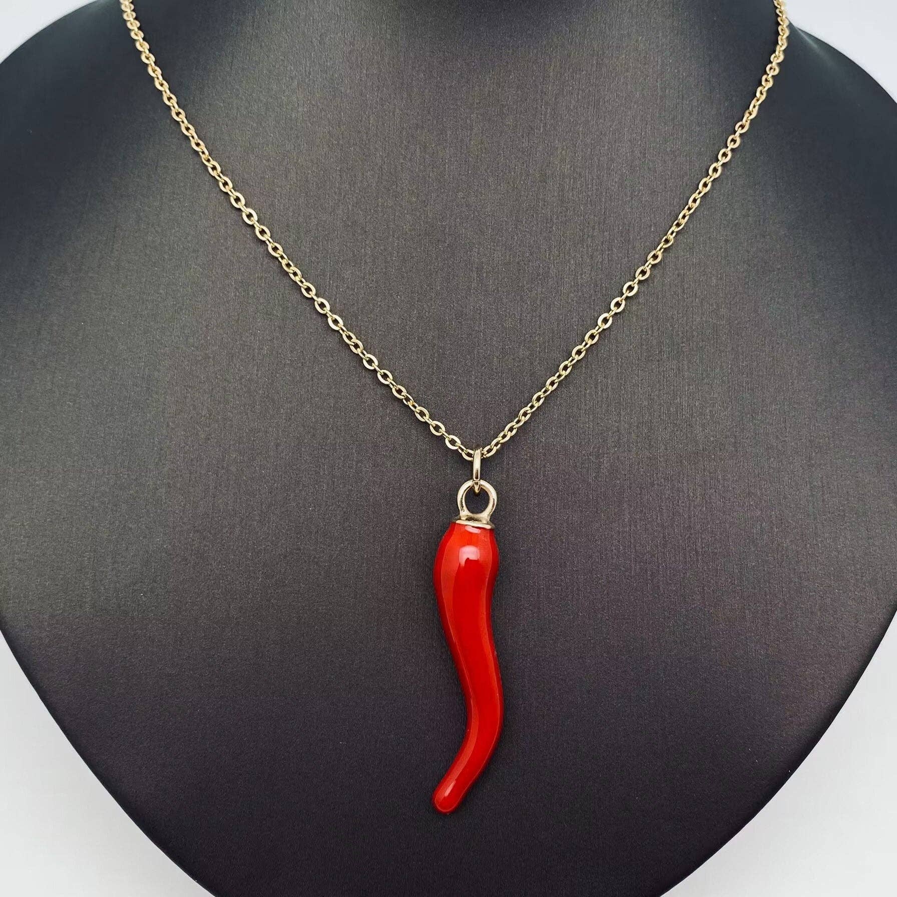 Mio Queena - Wholesale Pendant/Charm Necklace - Enamel Pepper 18K Gold Plated Stainless Steel Necklace -FGS5
