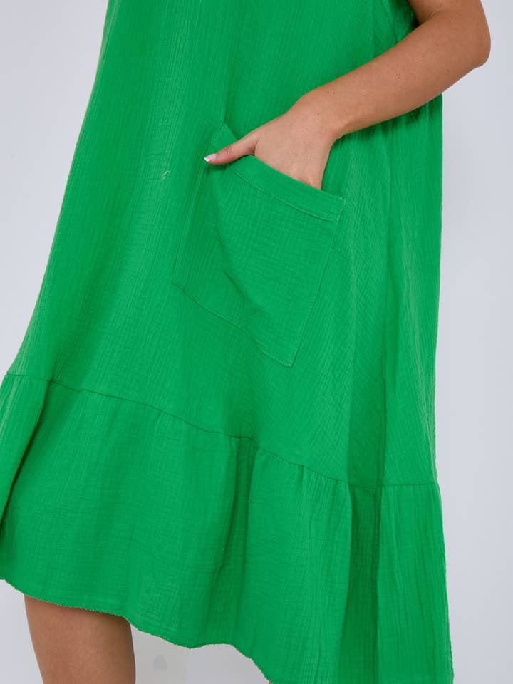 Miss Bold – wholesale Dress – Women's – Italian Sleeveless Cheesecloth Cotton Midi Dress with Pocket2