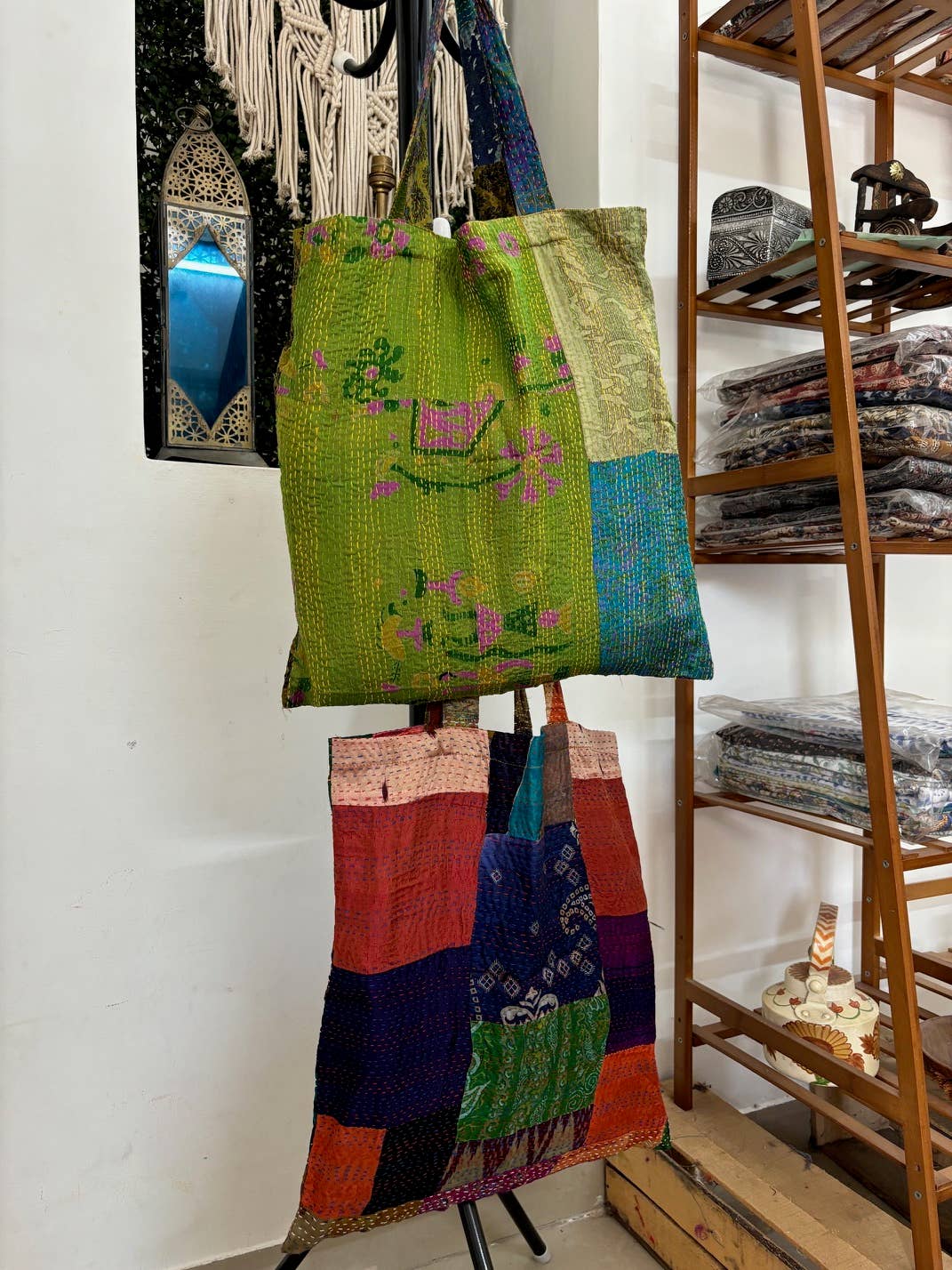 Meghcraft - Wholesale Tote Bag - Women's - SIlk Kantha Tote Bags-Reversible Silk Kantha Shopping Bags1