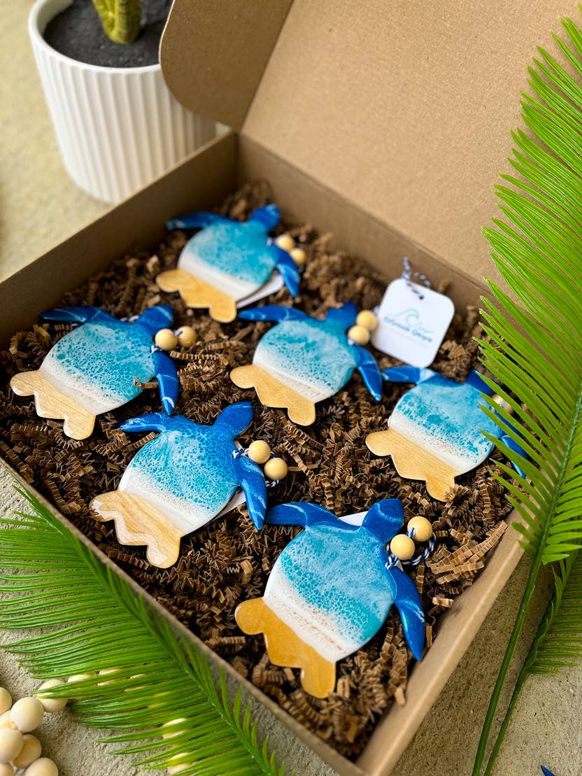 NMinnick Designs - Wholesale Ornament - Sea Turtle Ocean Resin Ornament6