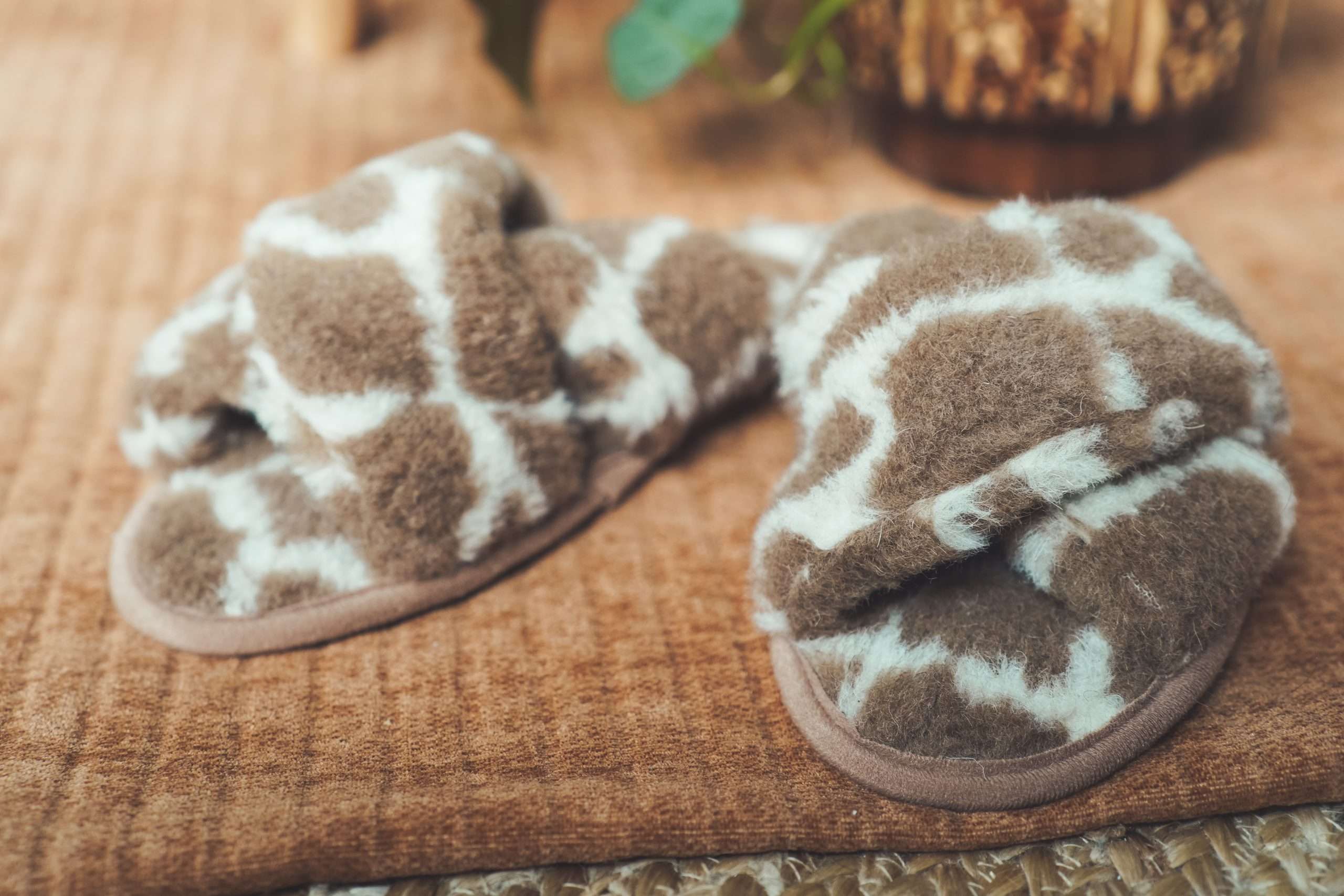 We Are Wovens - Wholesale Sock Slippers - Women's - Slippers van Wol - Volwassenen - Giraf3