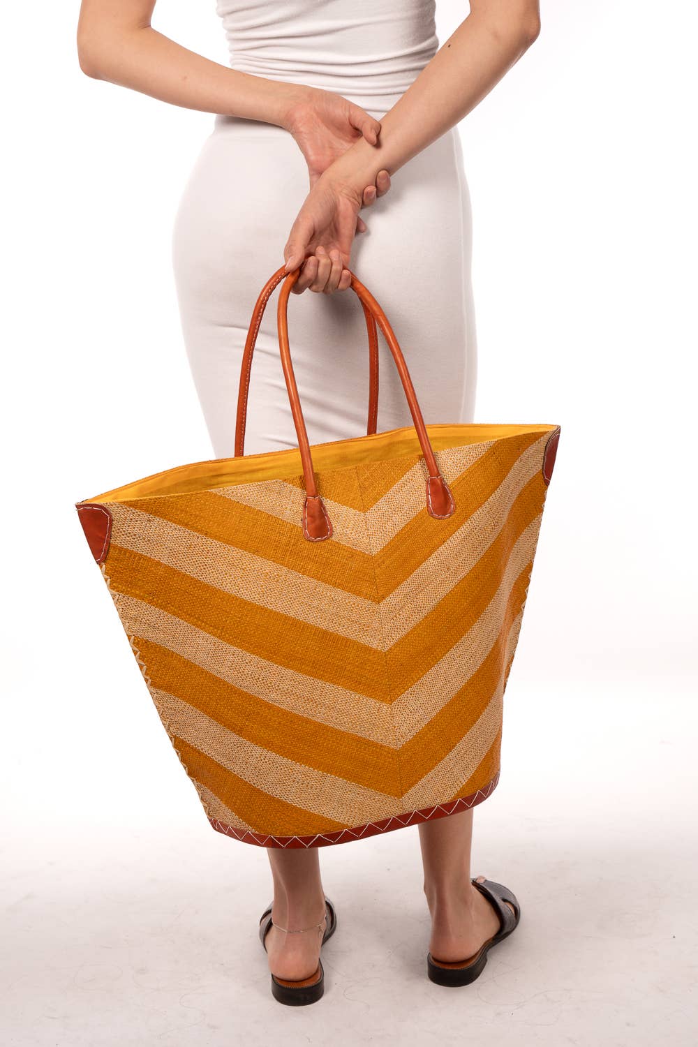 Shebobo - Vendita all'ingrosso Tracolla - Unisex - Borsa Tote grande in paglia a righe larghe e motivo a spina di pesce Santa Cruz12