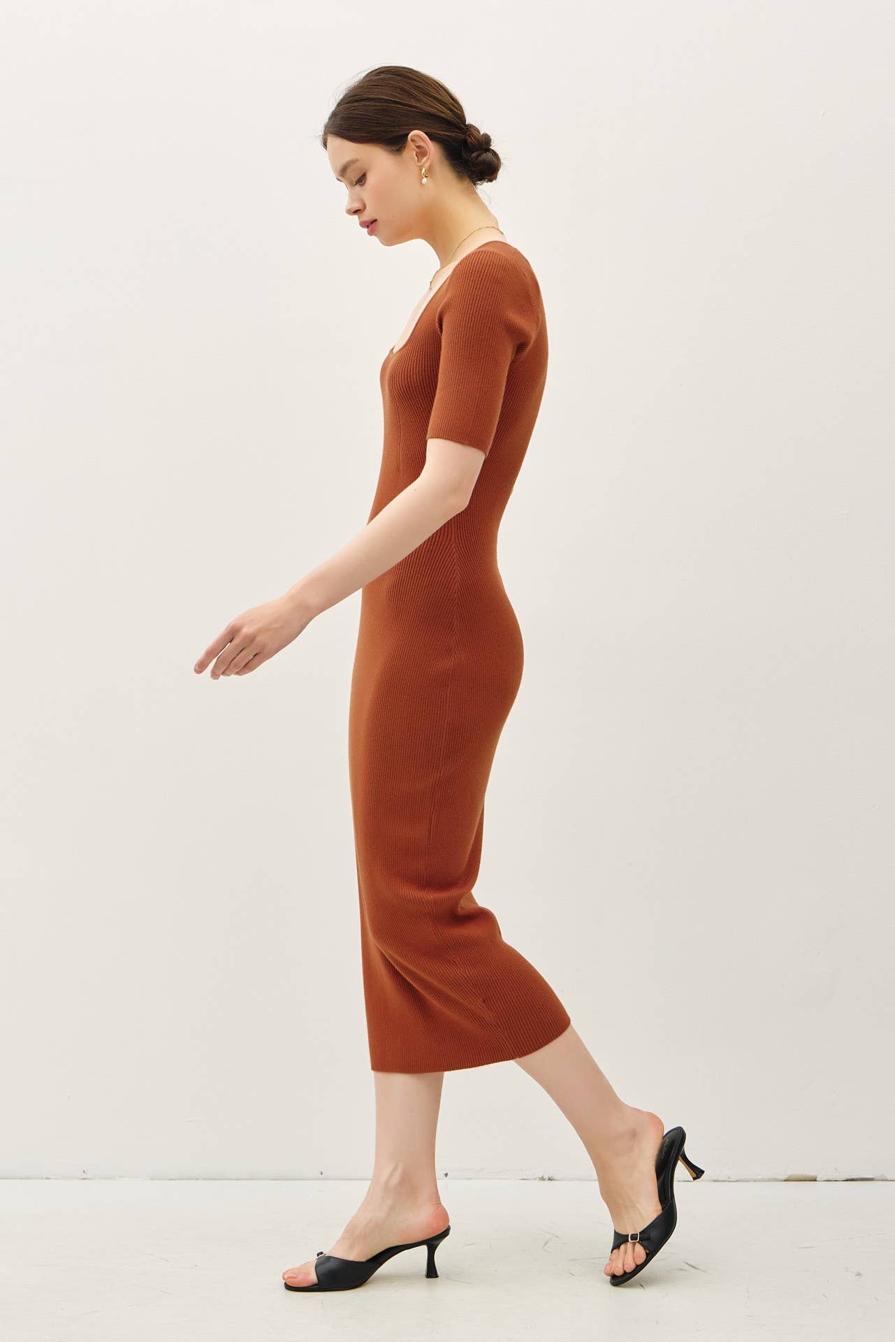 Be Cool - Wholesale Dress - Women's - SQUARE NECK HALF SLEEVE BODY CON SWEATER DRESS10