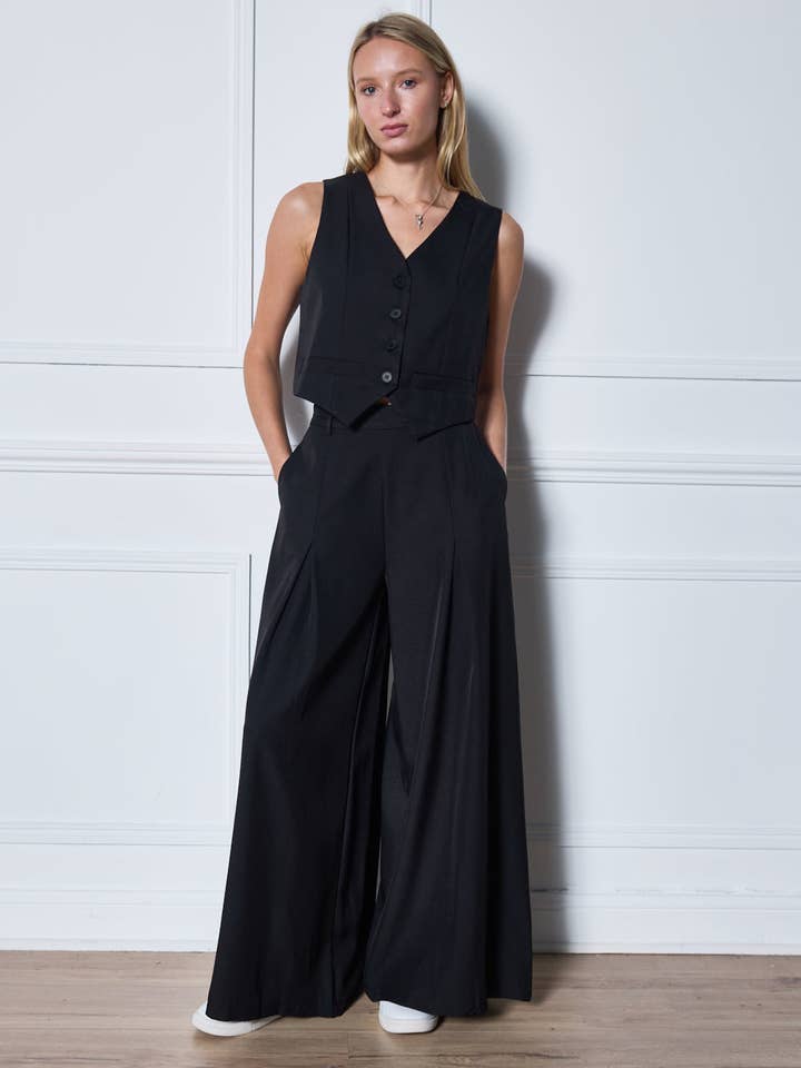 Frime - Wholesale Suit Vest - Women's - Slim waisted vest with buttons - 2500