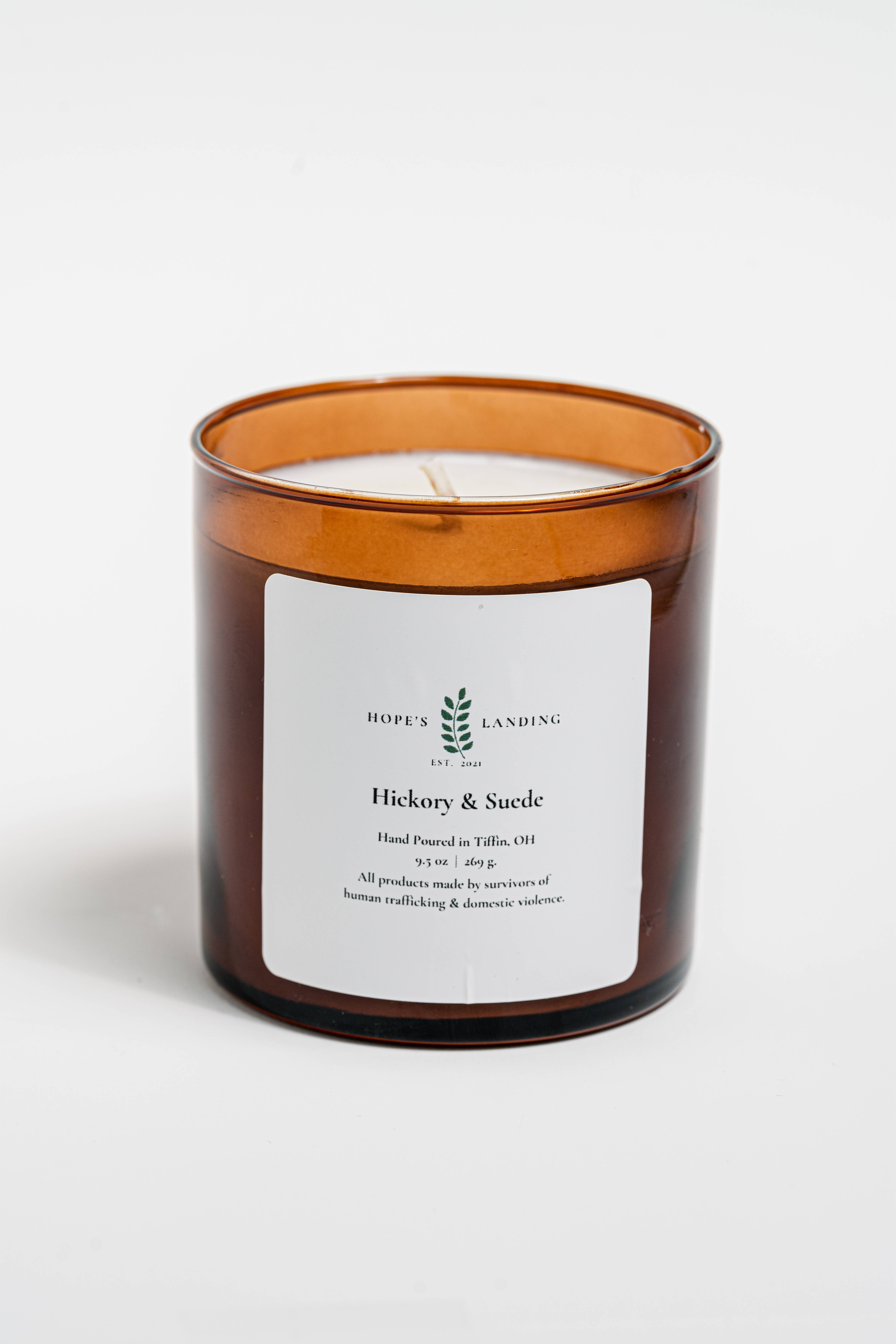 Hope's Landing – Vela em jarro/copo por atacado – Vela Hickory & Suede