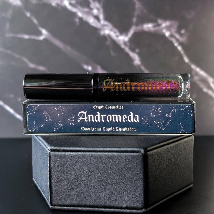 ANDROMEDA - Duochrome liquid eyeshadow for wholesale by Crypt Cosmetics