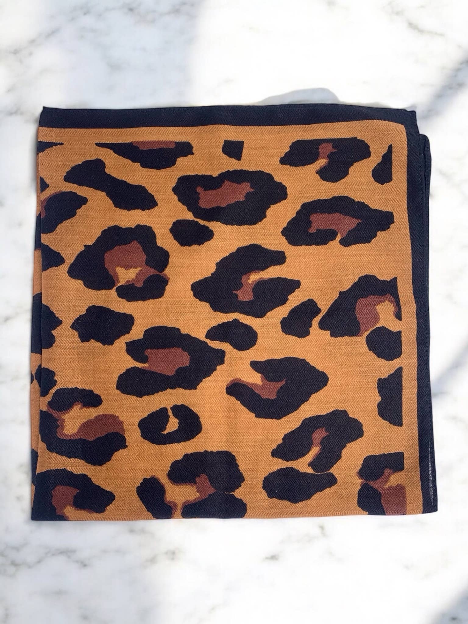 BYREN | ÉLINE L'ATELIER - Wholesale Head Scarf - Women's - Leopard square scarf FL070