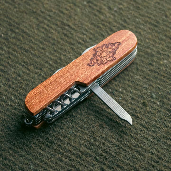 We Geek Together - Wholesale Pocket Knife/Holder - Nature's Pathway 11-in-1 Pocketknife10