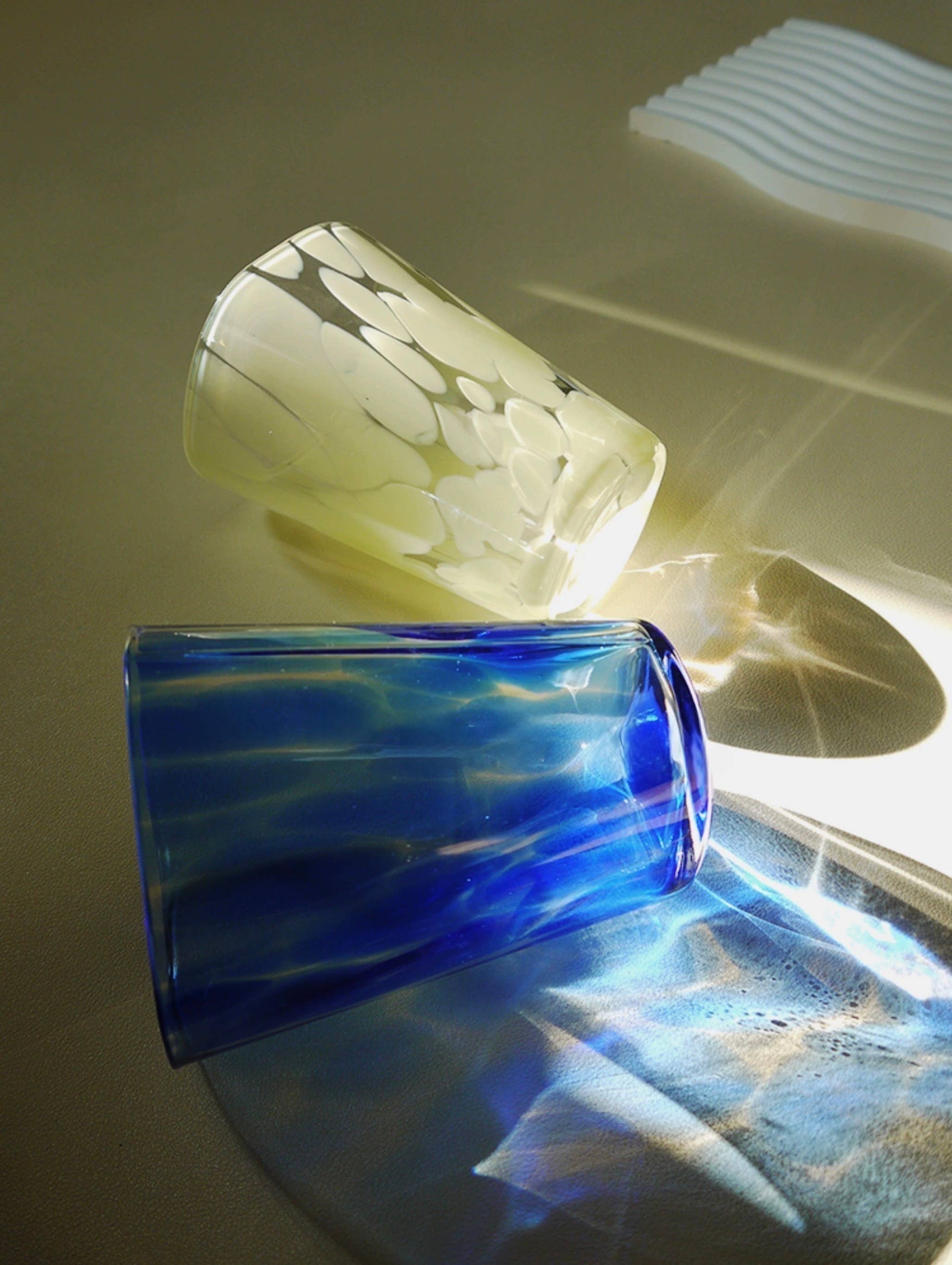 INSPECIAL HOME - Wholesale Drinking Glass/Cup - Mouth-blown Coloured Monochrome Spot Cups Case Of 1012