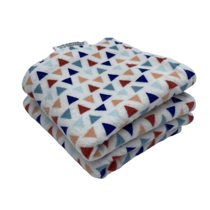 Gant de toilette - Régulier - Triangles pour la vente par Nina's Flying Needle