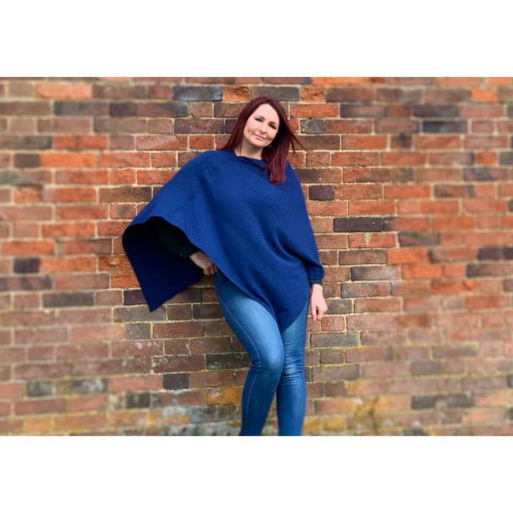 Creatico - Wholesale Poncho – Women's - House of Conti Firenze Cashmere Blend Italian Poncho Large4