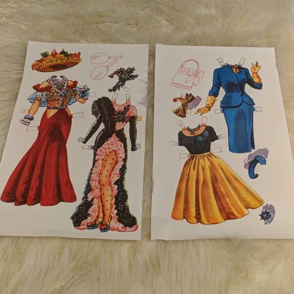 Perisphere & Trylon - Venta al por mayor Conjunto de juguetes - Niños - Juego de Muñecas de Papel «Gone On Holiday» en Caja1