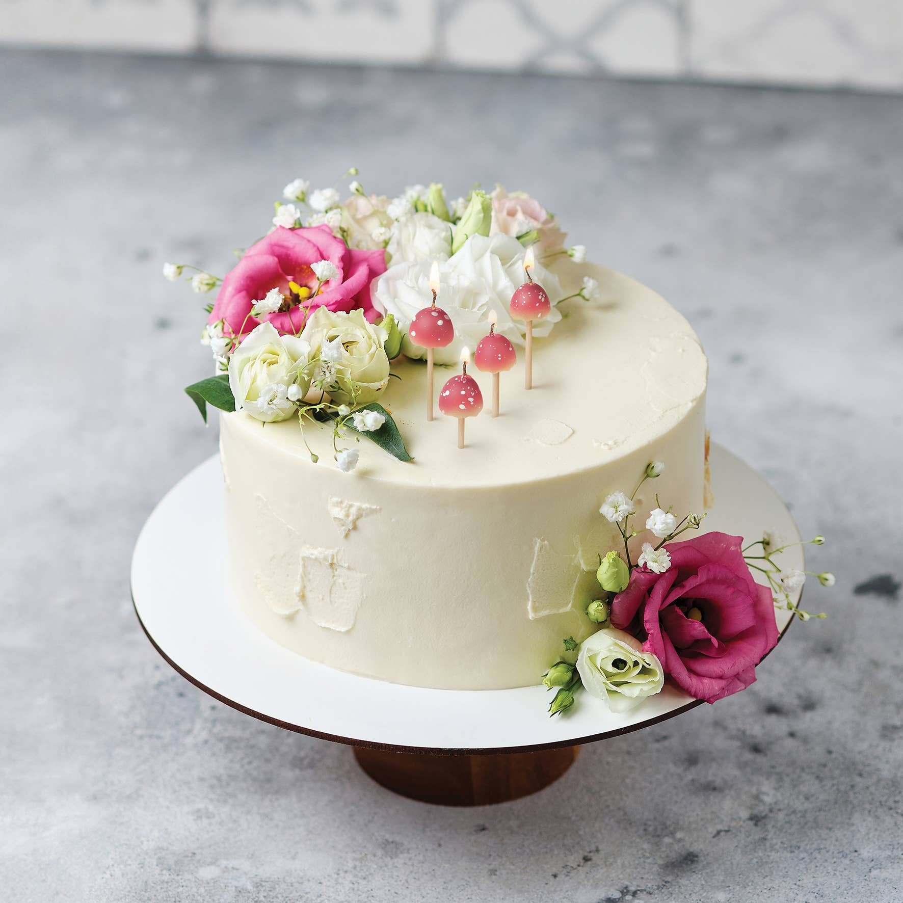 Nibble Distributors Ltd - Wholesale Cake candle - Fred Pack of 10 Mushroom Cake Candles4