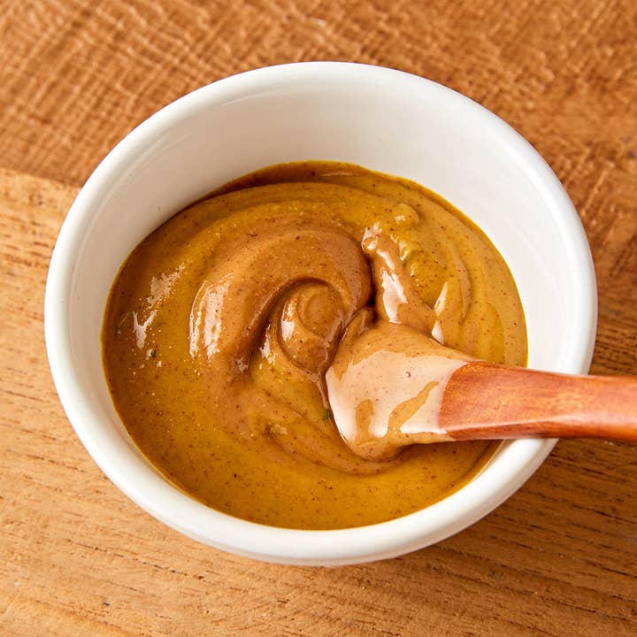 Poochie Butter - Wholesale Pet Food - Dog - Dog Peanut Butter Squeeze Packs 8oz & Lick Pad3