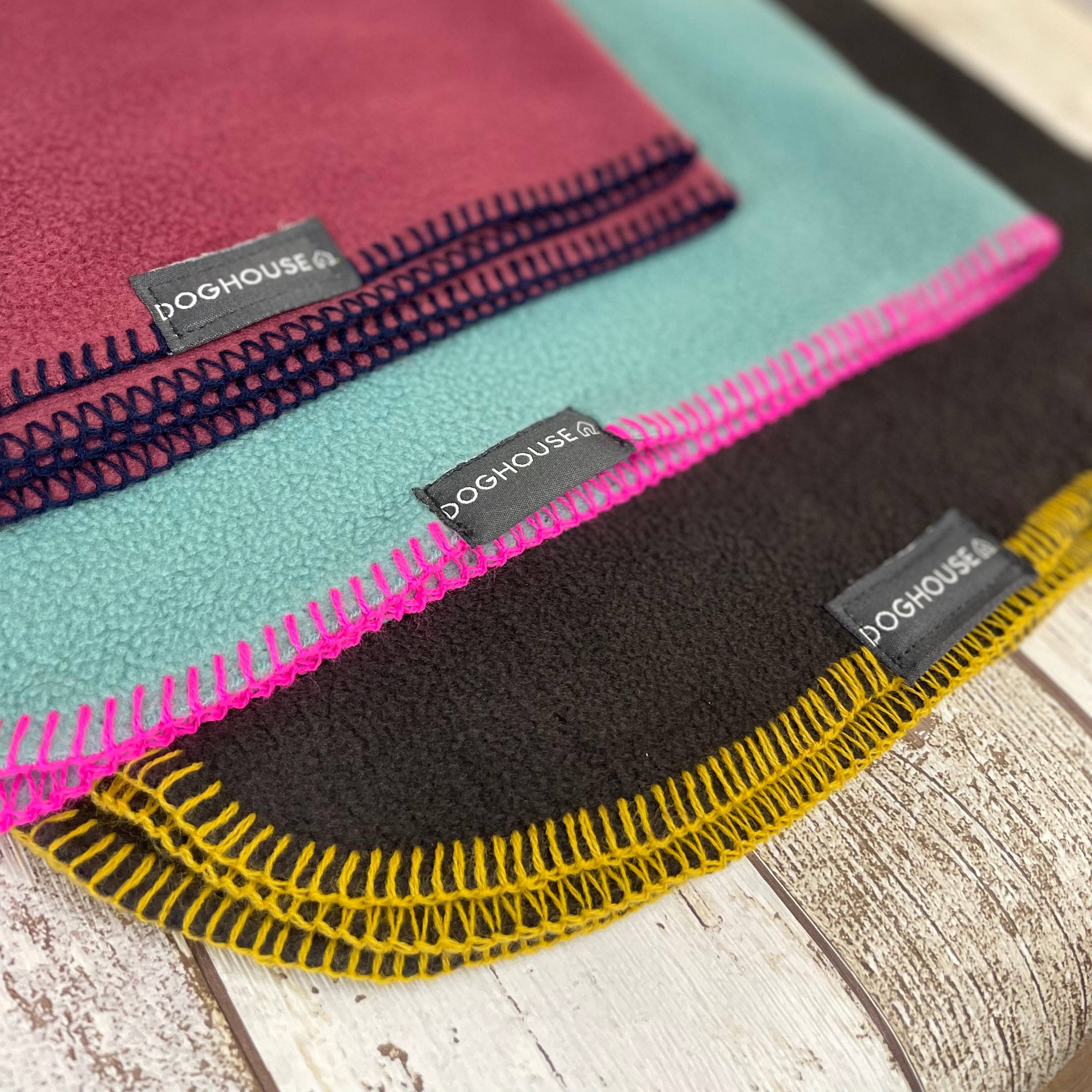 Doghouse - Wholesale Pet blanket – Dog - Doghouse Stitched Blankets for Dogs9