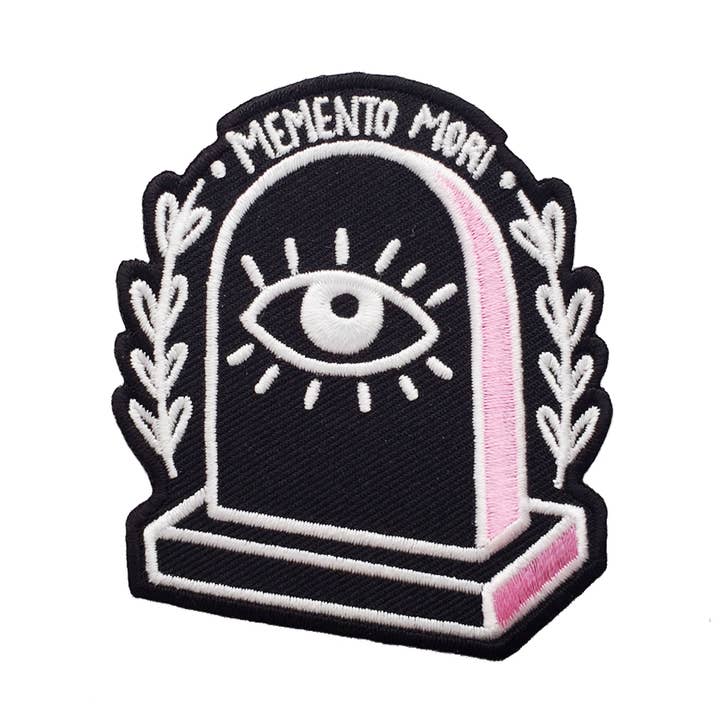 Momento Mori Gravestone Bestickter Aufnäher für den Großhandel von Cousins Collective