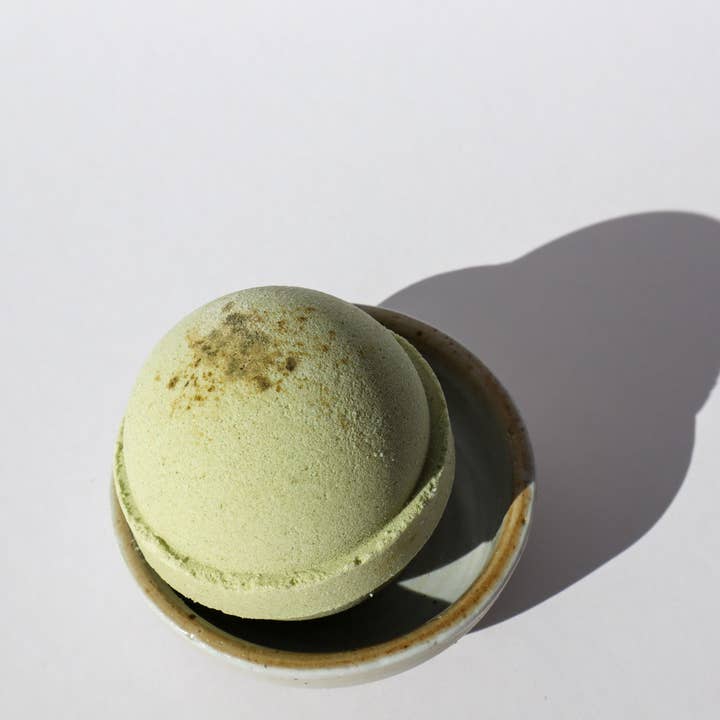 Mint Matcha Bath Bomb for wholesale by Willow and Raven