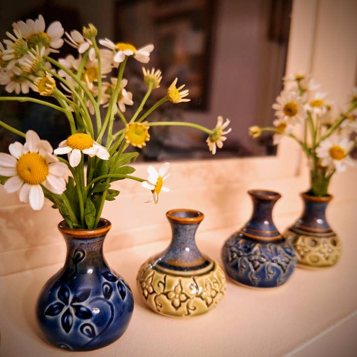 Plays in Mud Pottery - Wholesale Vase - Amphora Bud Vase w/flowers Table Decoration Made to Order2