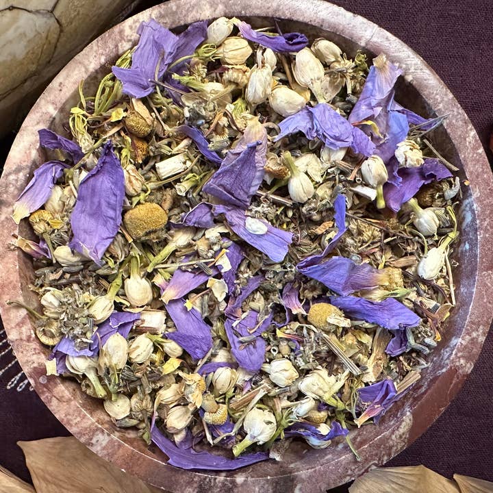 SeleneĀ Invocation And Offering Herbal Blend, All Natural for wholesale by Triple Goddess Craft