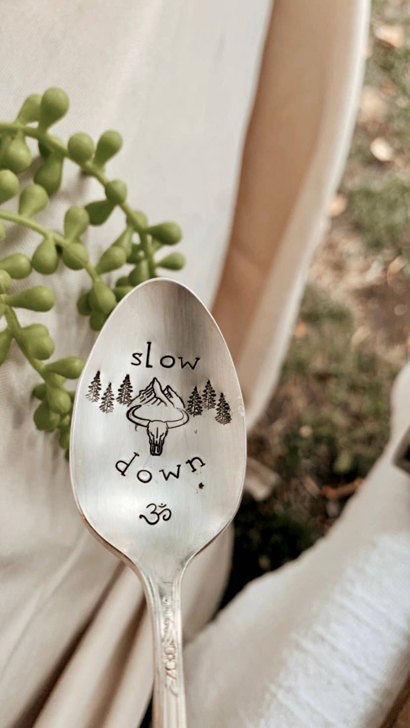 The WildSmith – Conjunto de talheres para servir por atacado – Colheres de chá vintage com gravações Nature6